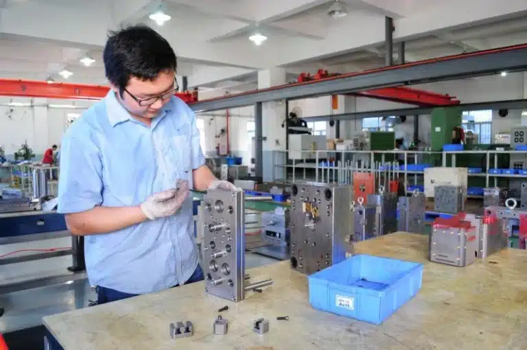 plastic injection mold